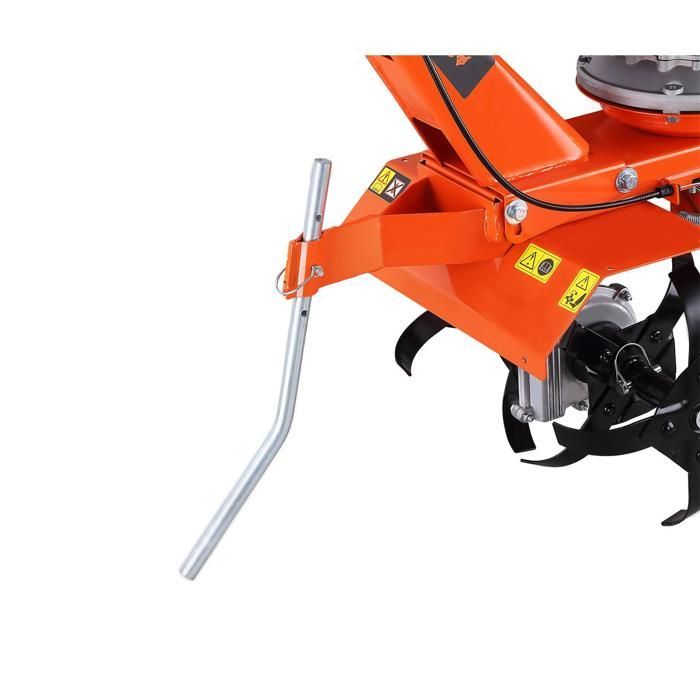Motocultor de gasolina FUXTEC FX-AF1139 - 139 cc, ancho de trabajo máximo de 36-66 cm.