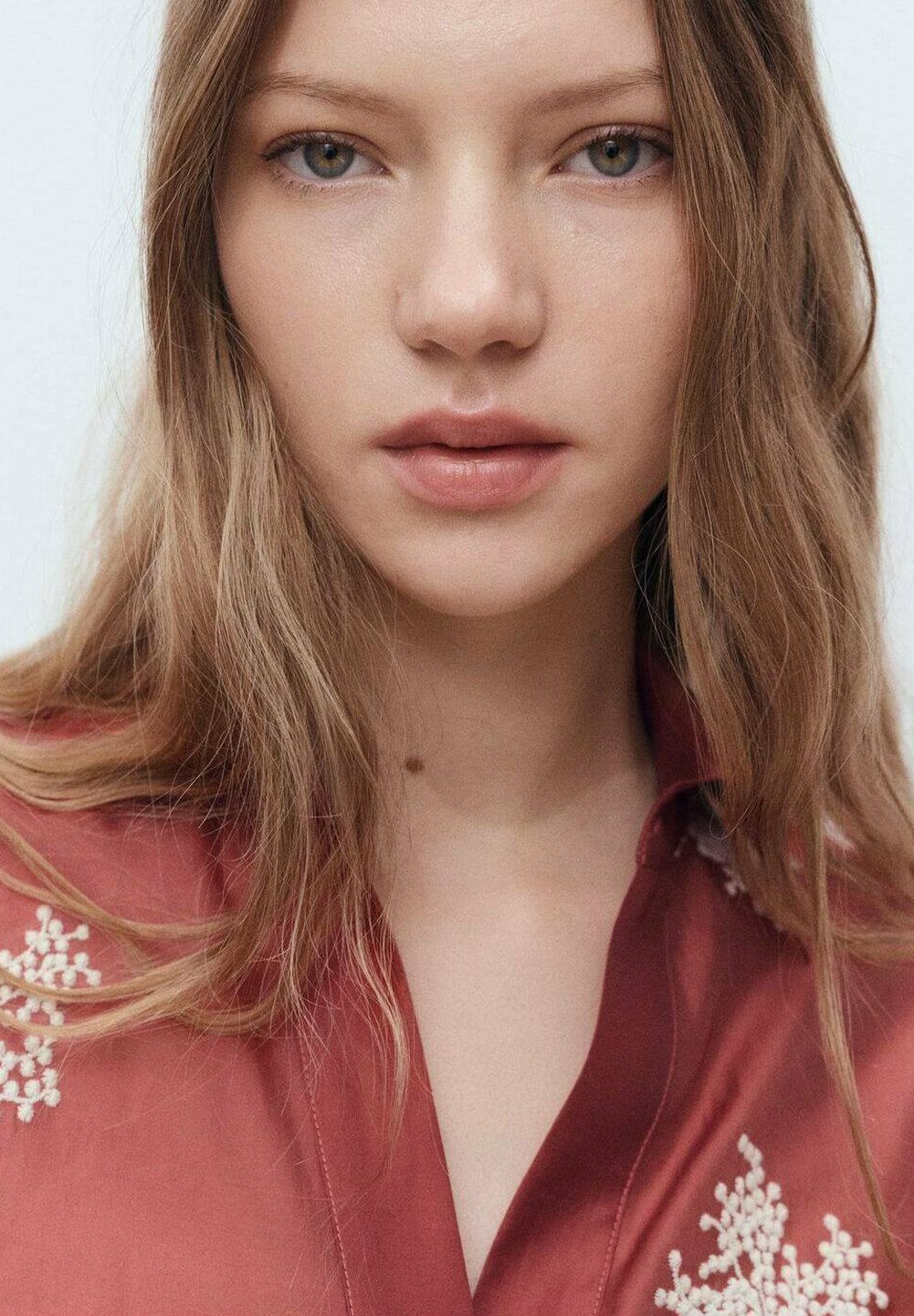 Mango EMBROIDERED SEMI-TRANSPARENT - Pusero - oranssi