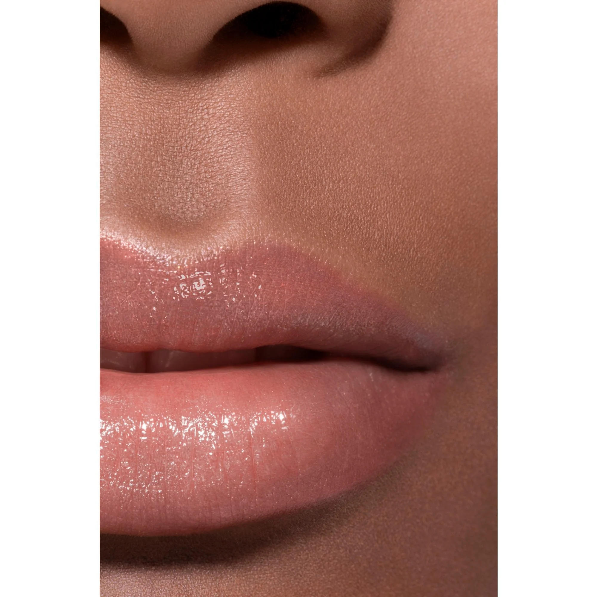 ROUGE COCO FLASH - COLORE, BRILLANTEZZA E INTENSITÀ IN UN FLASH