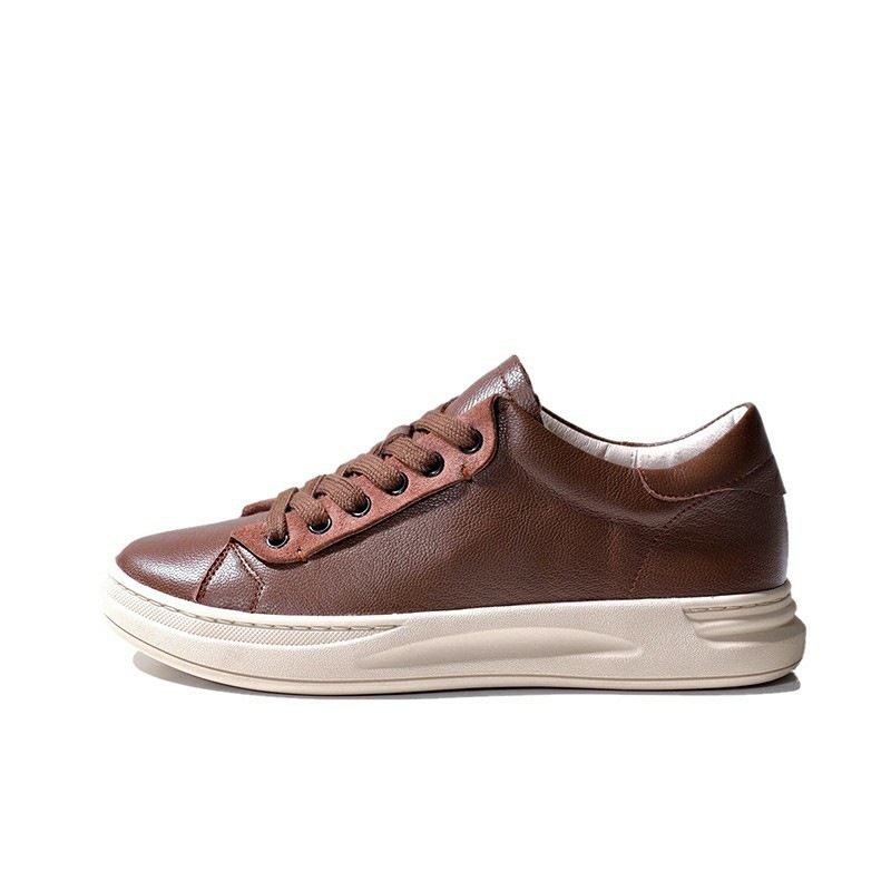 Sneakers da donna di lusso in pelle di pecora, scarpe basse casual da donna, scarpe basse comode da donna di alta qualità.