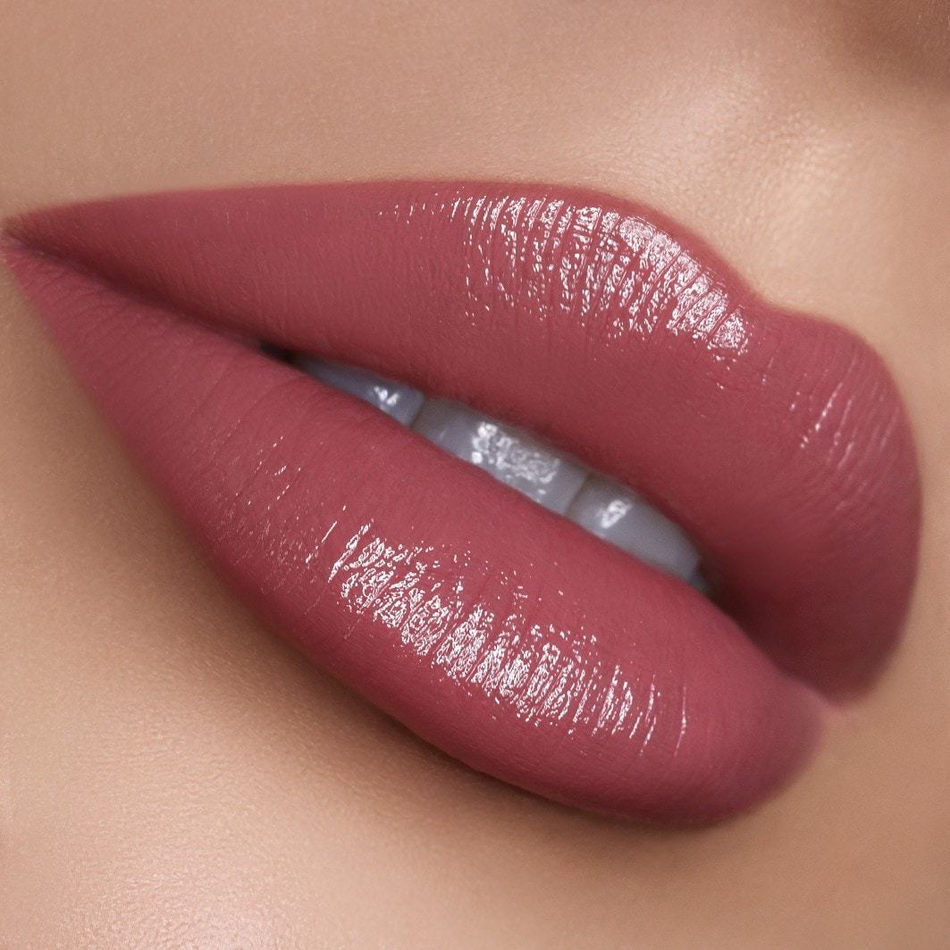 Pat McGrath Labs lūpu krāsa SatinAllure™ - 3,7 g