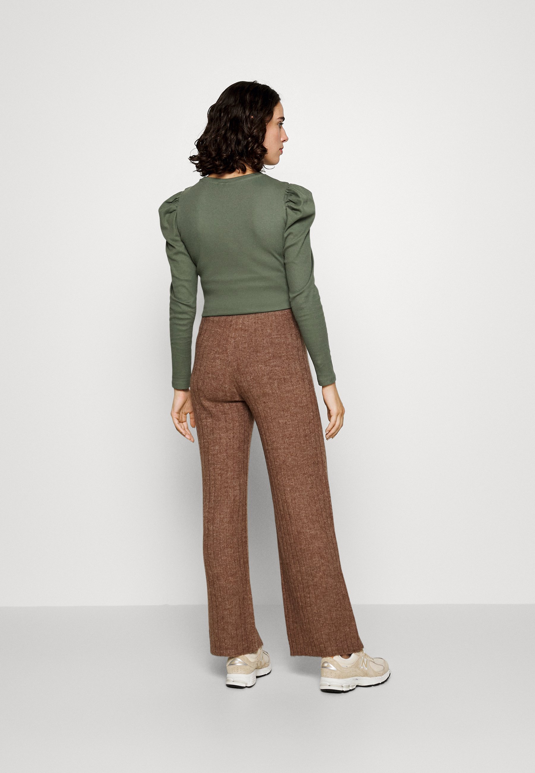 Vero Moda Maternity VMMLULU LEFILE LOOSE PANT - Broek - aztec