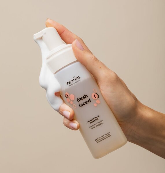 Resibo FRESH FACED Detergente in schiuma vellutata 150ml