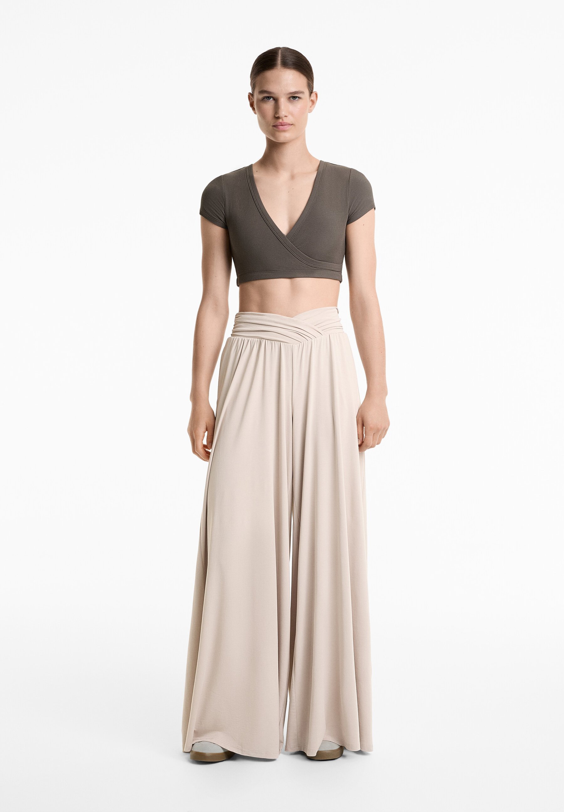 OYSHO RIB SOFT TOUCH CROSSOVER - Basic T-shirt - grijs