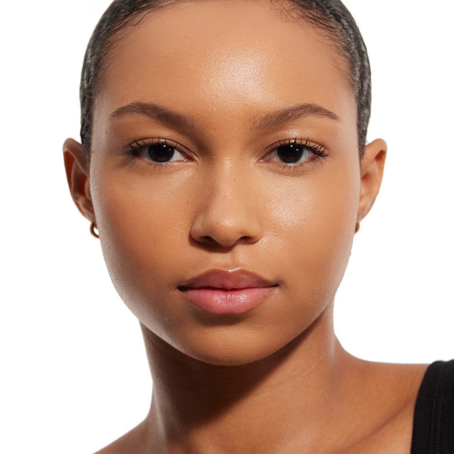 Yves Saint Laurent Foundation All Hours Glow tonālais krēms - 25 ml