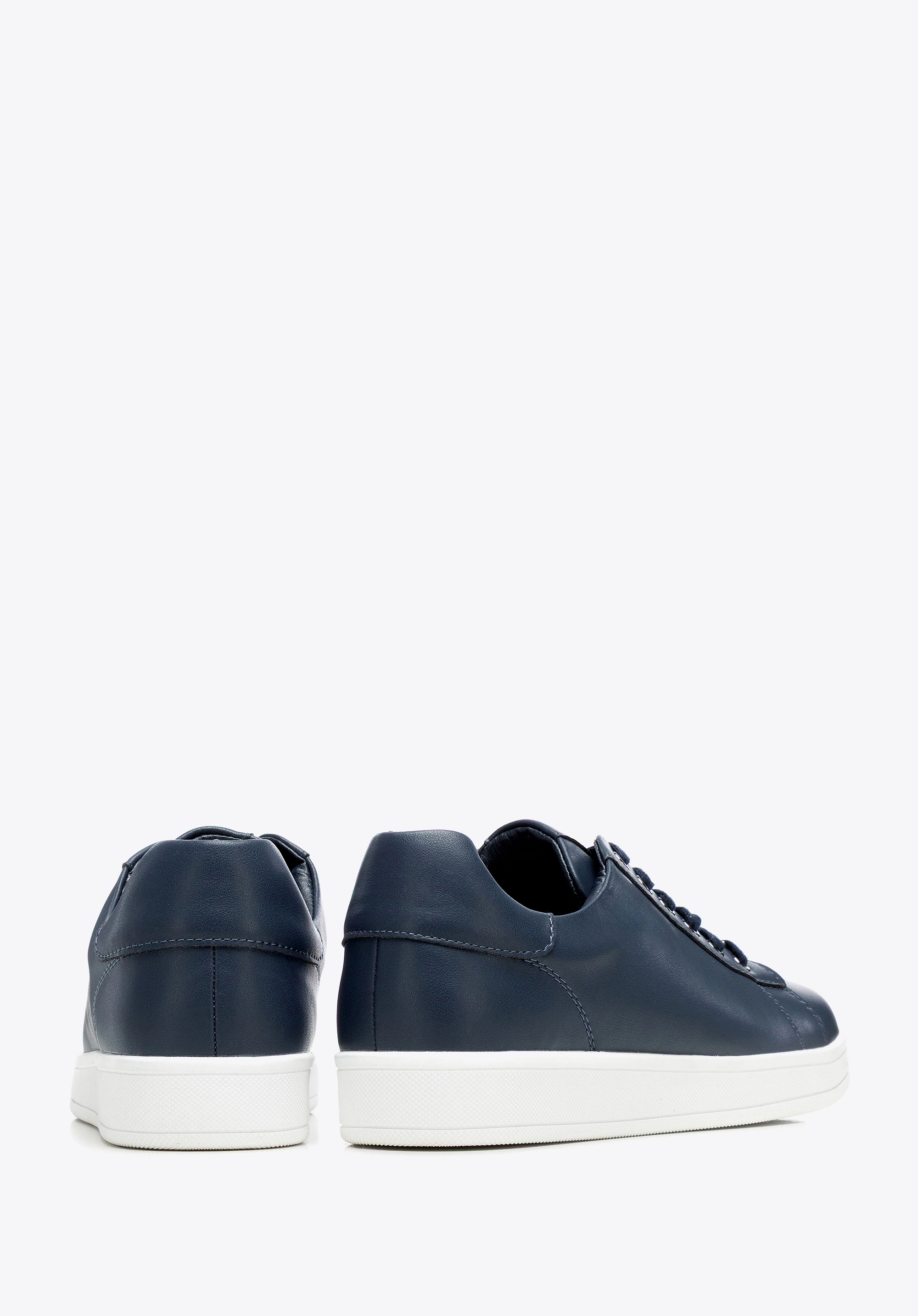 Damskie sneakersy skórzane na platformie granatowe