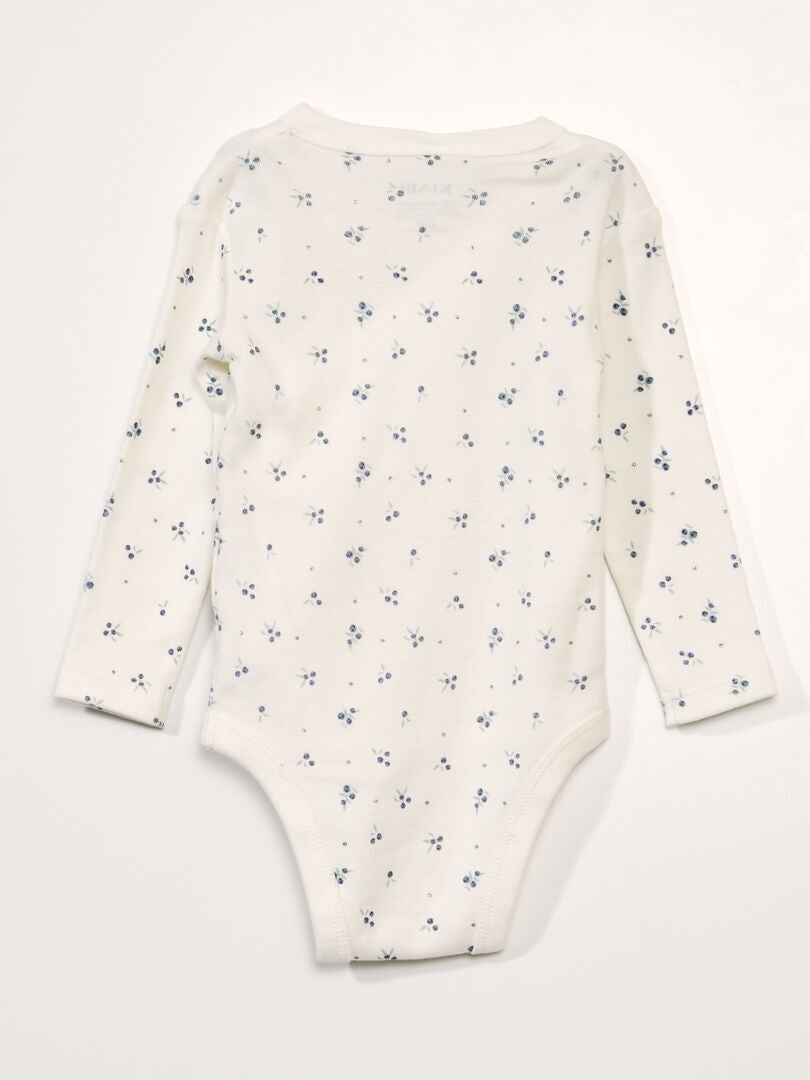 Conjunto de 3 peças: body + macacão + chapéu - Branco