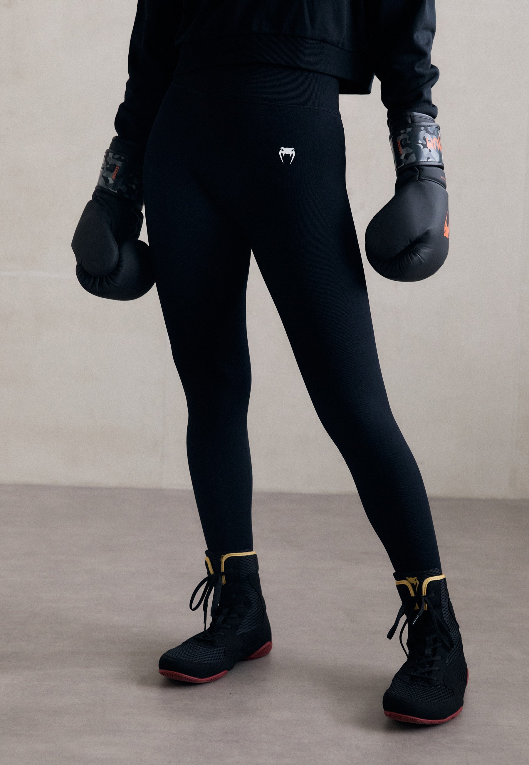 Venum SCULPT - Leggings - nero/bianco