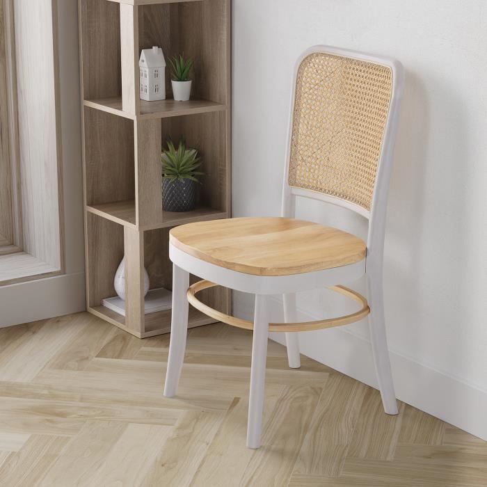 Set van 2 Vesta stoelen, wit eikenkleur, massief hout en natuurlijk rotan.