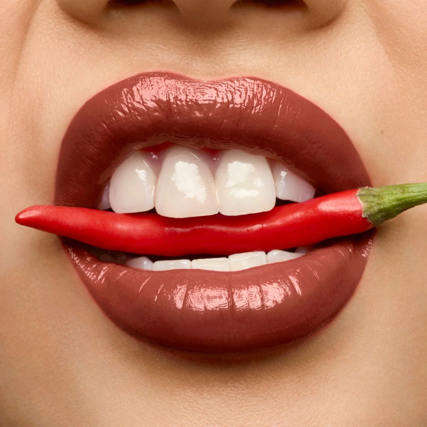 Labbra Rouge Volupté Shine - Rossetto brillante