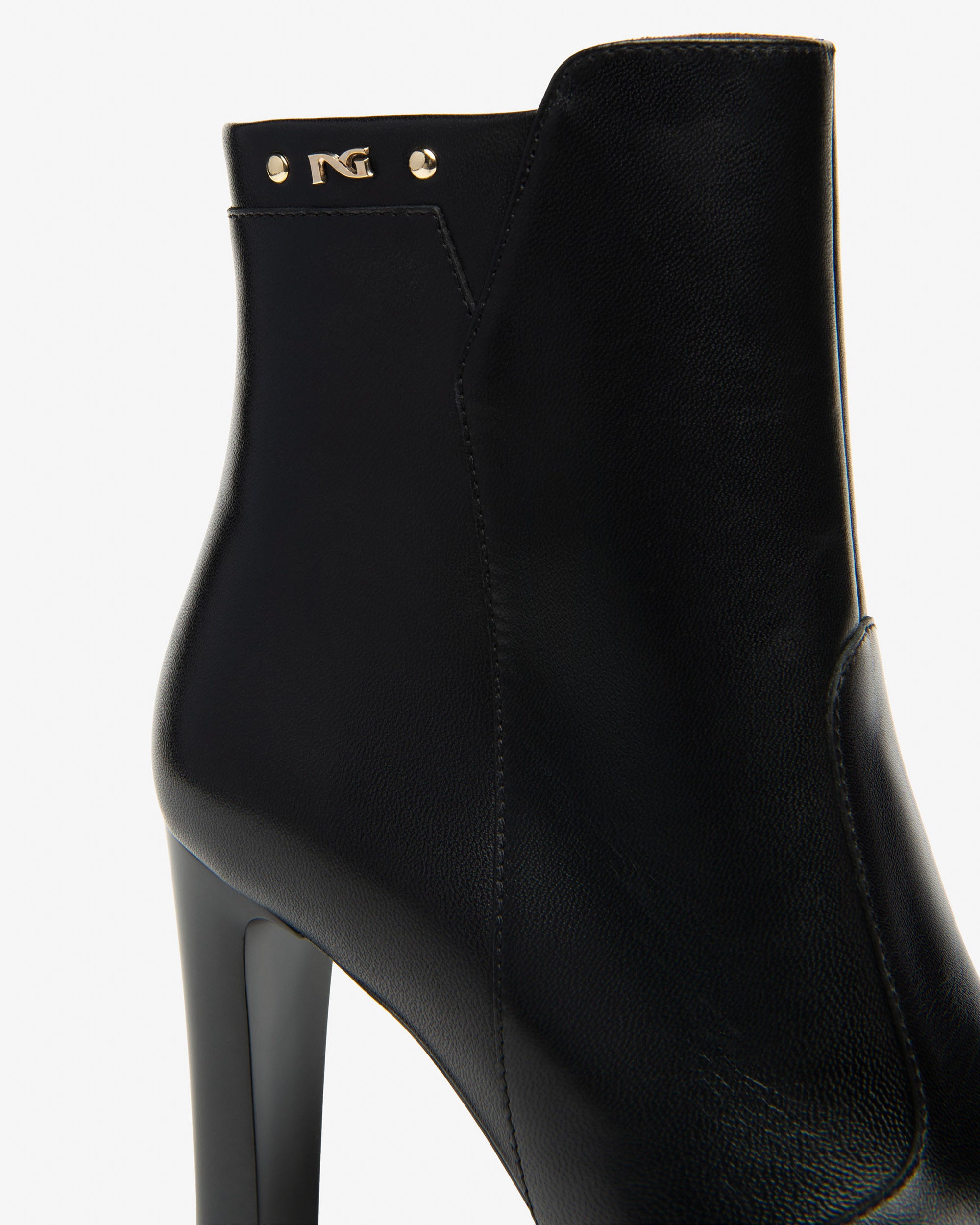  Damen-Ankle-Boots aus Leder