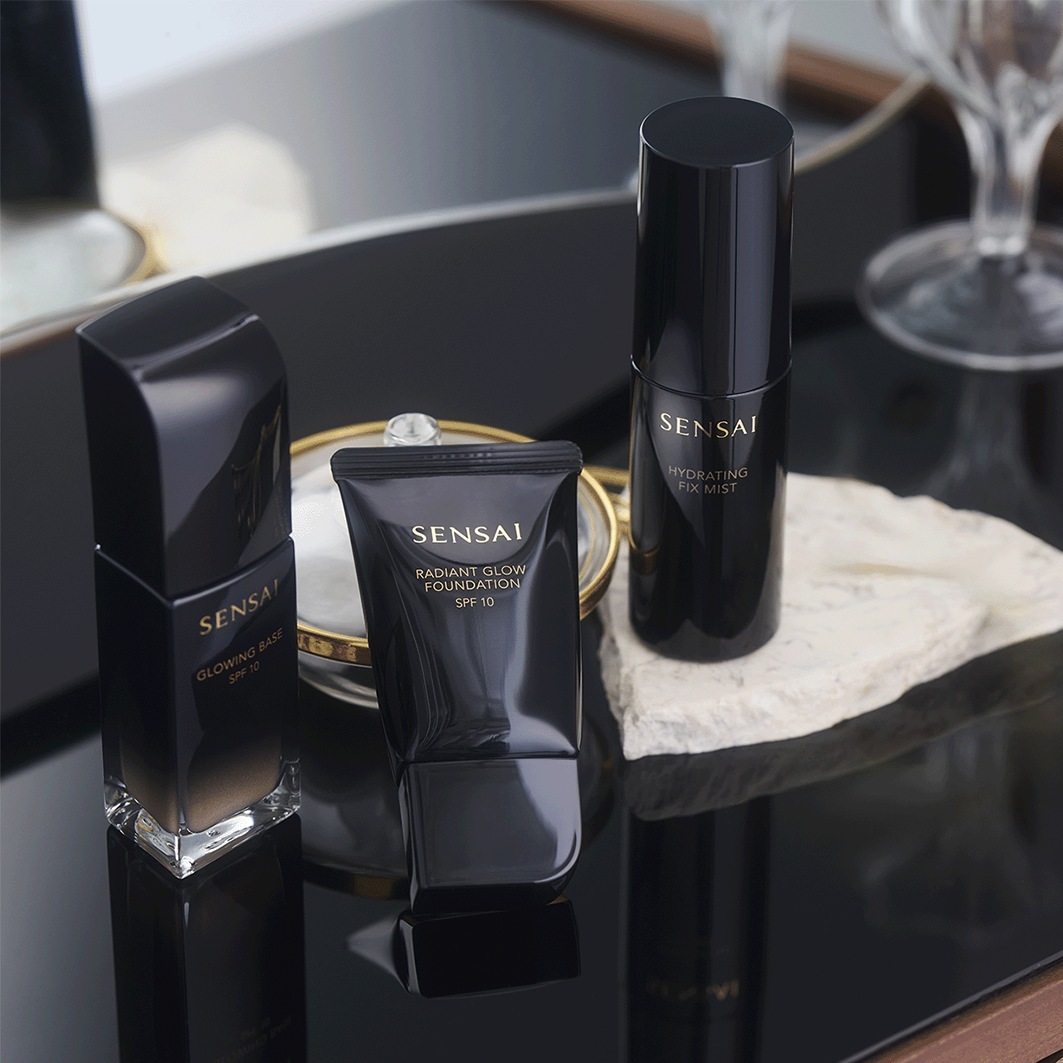 SENSAI makiažo pagrindas „Radiant Glow“ – 30 ml