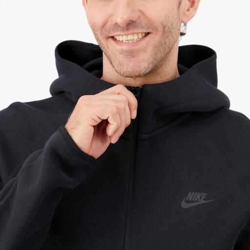 Nike Tech Fleece