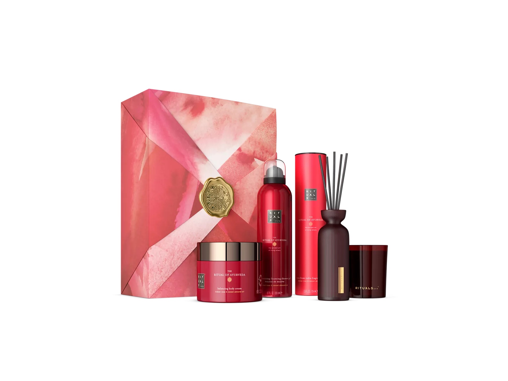 Darilni set The Ritual of Ayurveda L penasti gel za prhanje 200 ml, krema za telo 200 ml, dišeča sveča 140 g, mini dišeče palčke 70 ml