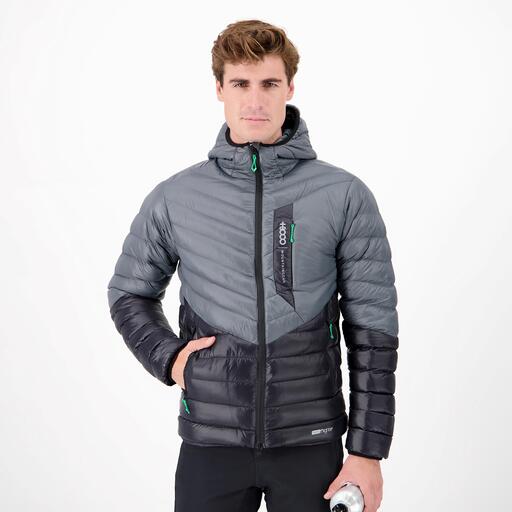 +8000 Arago
