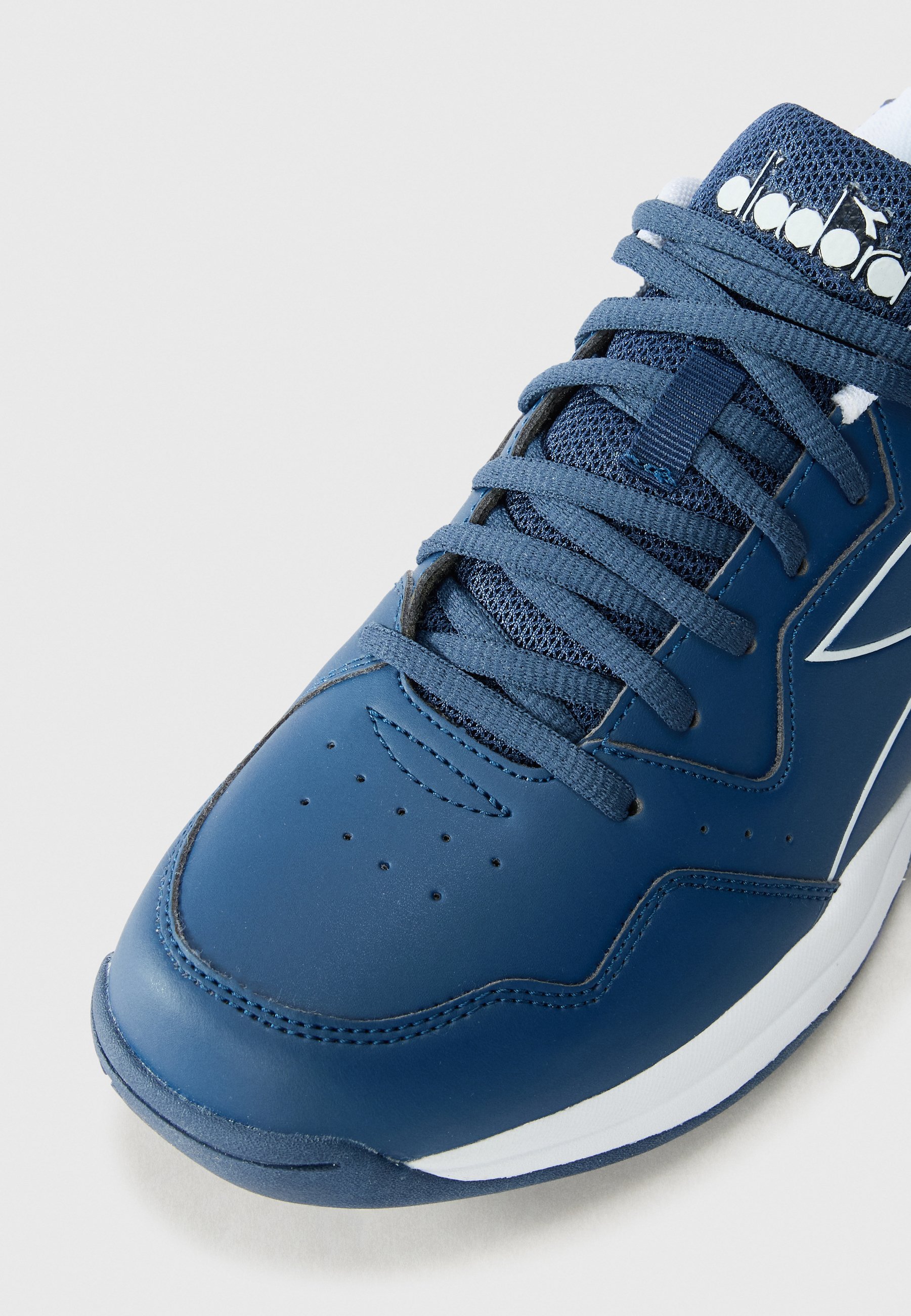 Diadora VOLEE - Multicourt tennisschoenen - einsign blauw/wit