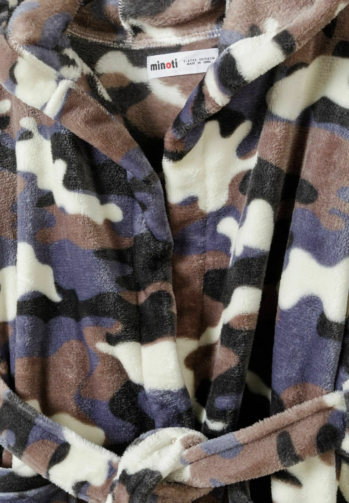 MINOTI STRIKJE IN DE TAILLE MET ZAKKEN - Badjas - zwart