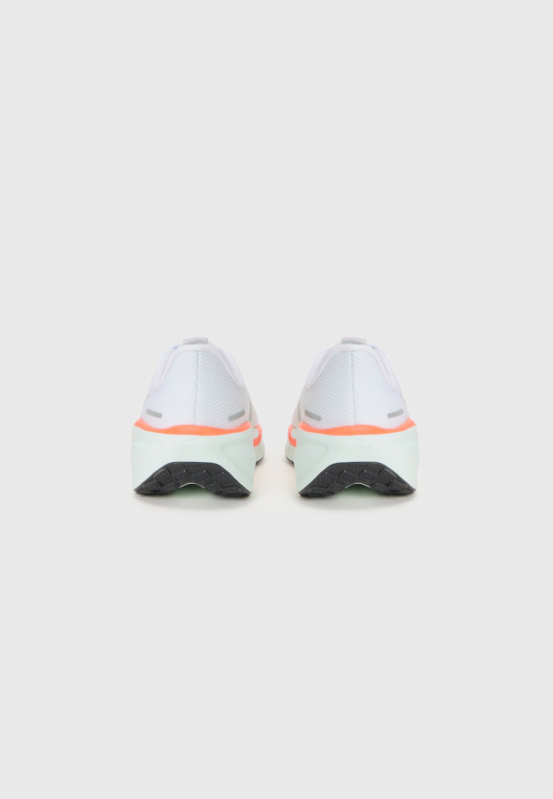 Nike Performance AIR ZOOM PEGASUS 41 UNISEX - Road running shoes - white/metal-coloured/silver-coloured/barely green/bright crimson