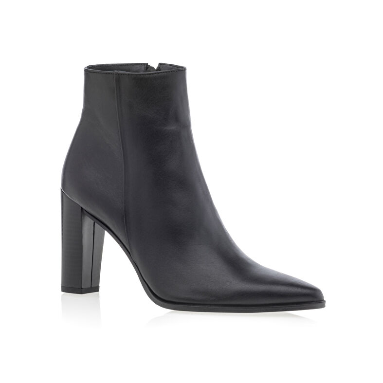 Botas negras de mujer / Botines