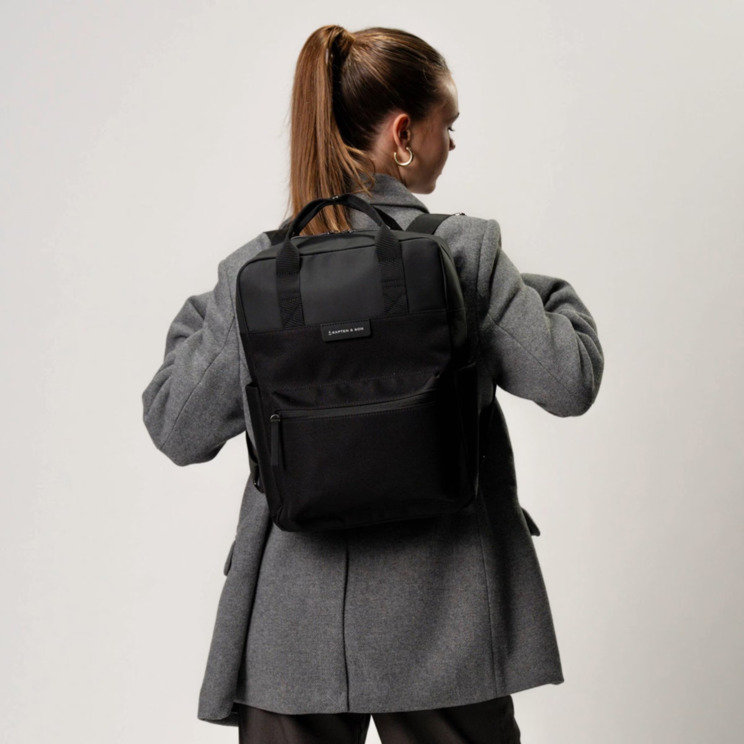 Bergen All Black