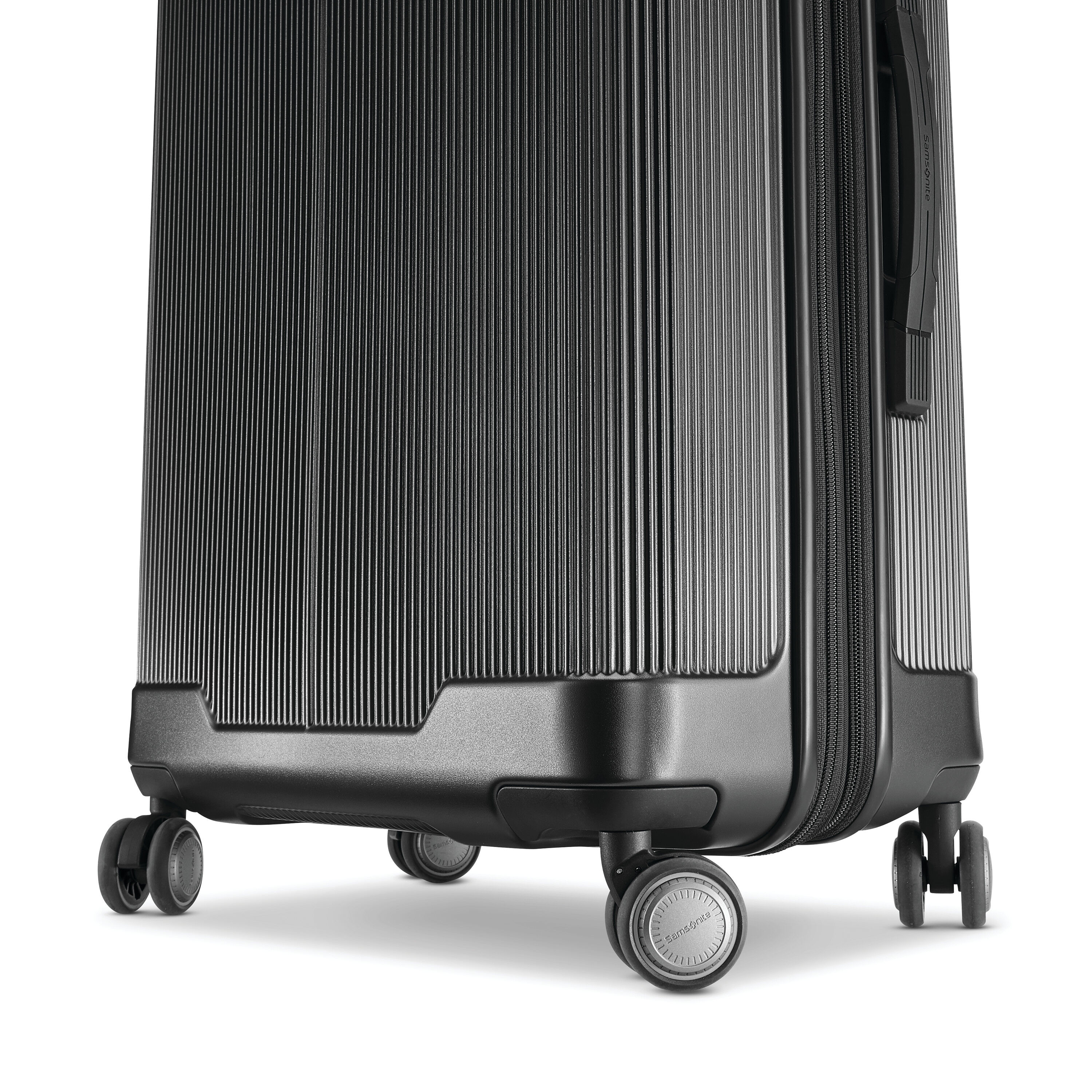 SAMSONITE SILHOUETTE 17 VELKÝ SPINNER S TVRDOU STRANOU