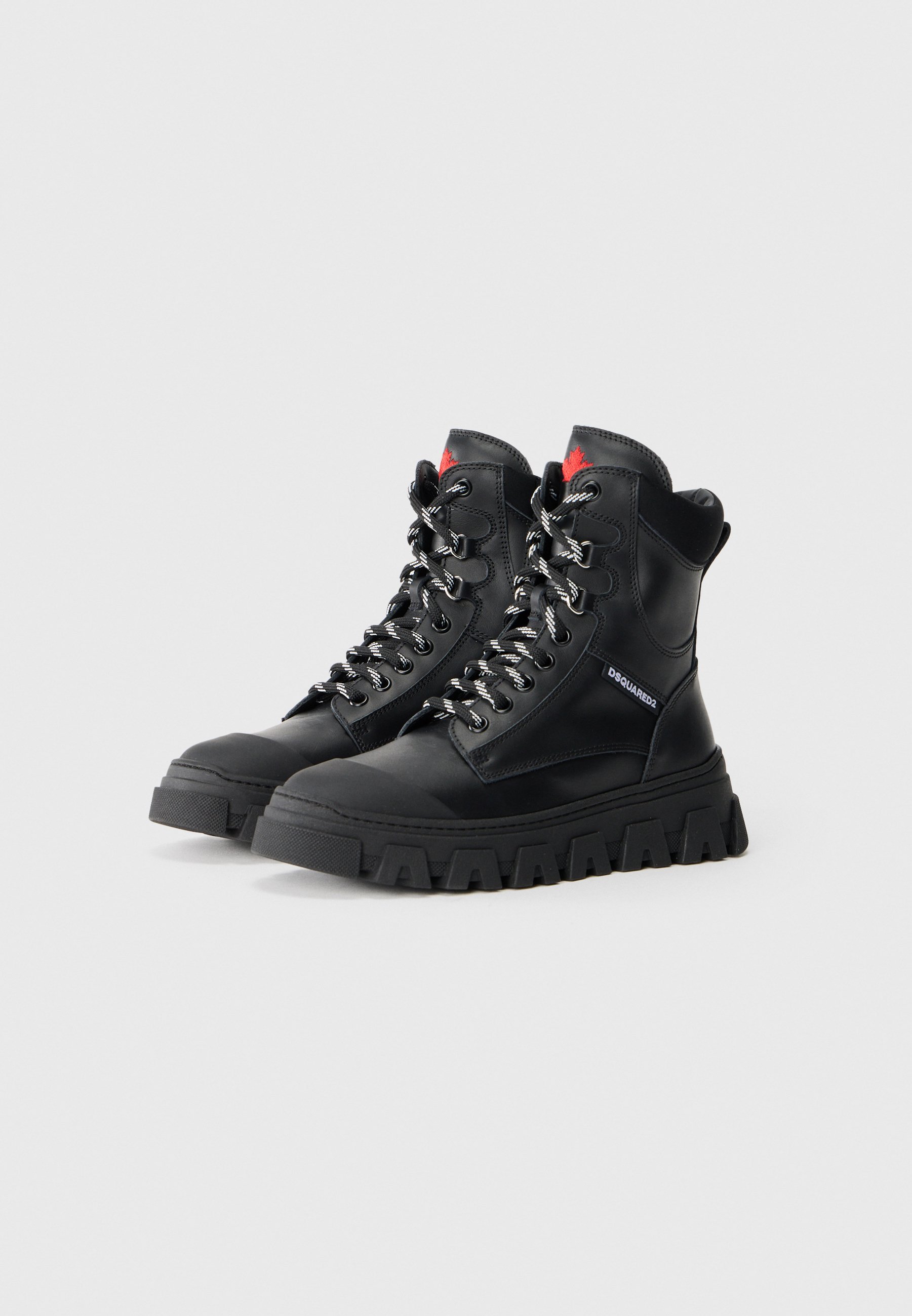 DSQUARED2 Šněrovací kotníkové boty - černá