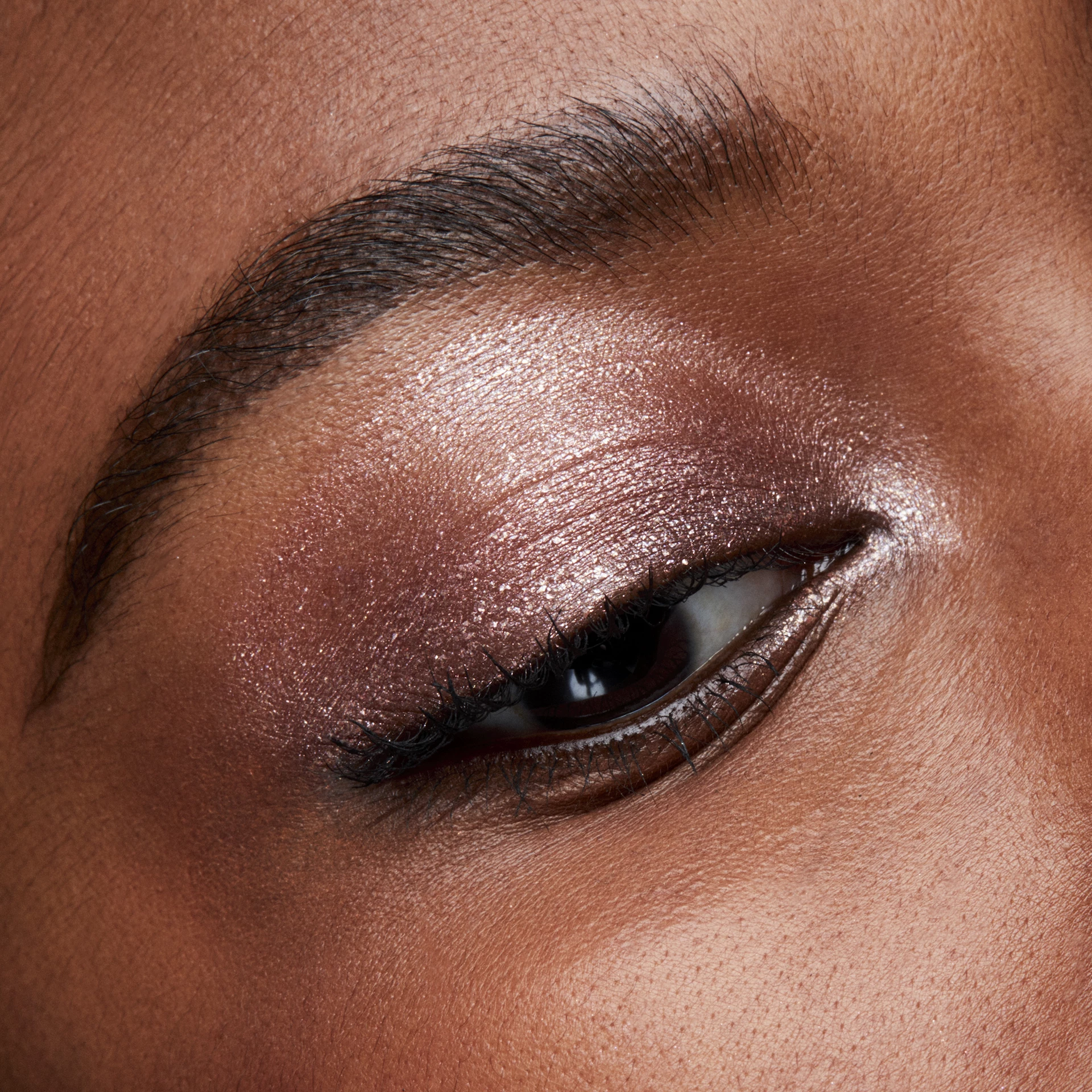 Dazzleshadow Liquid Beam Time - MAC