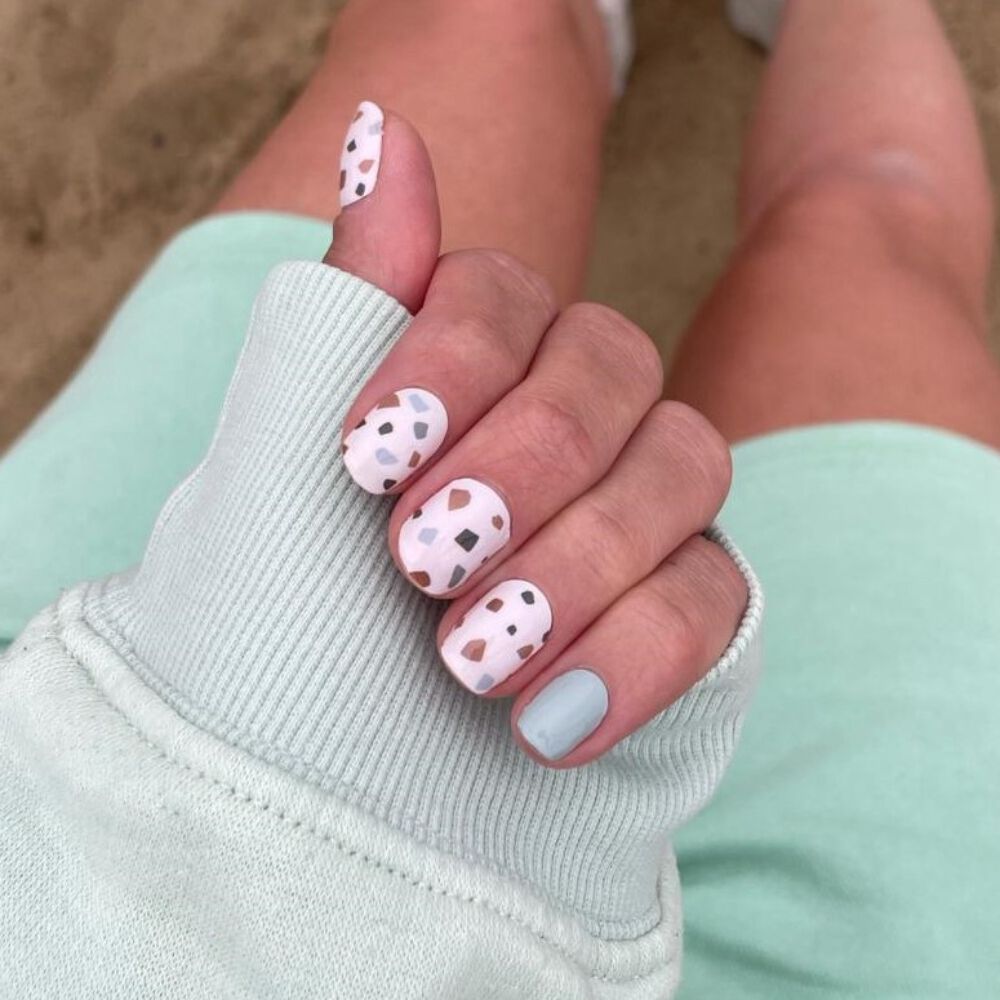 Manni Nails