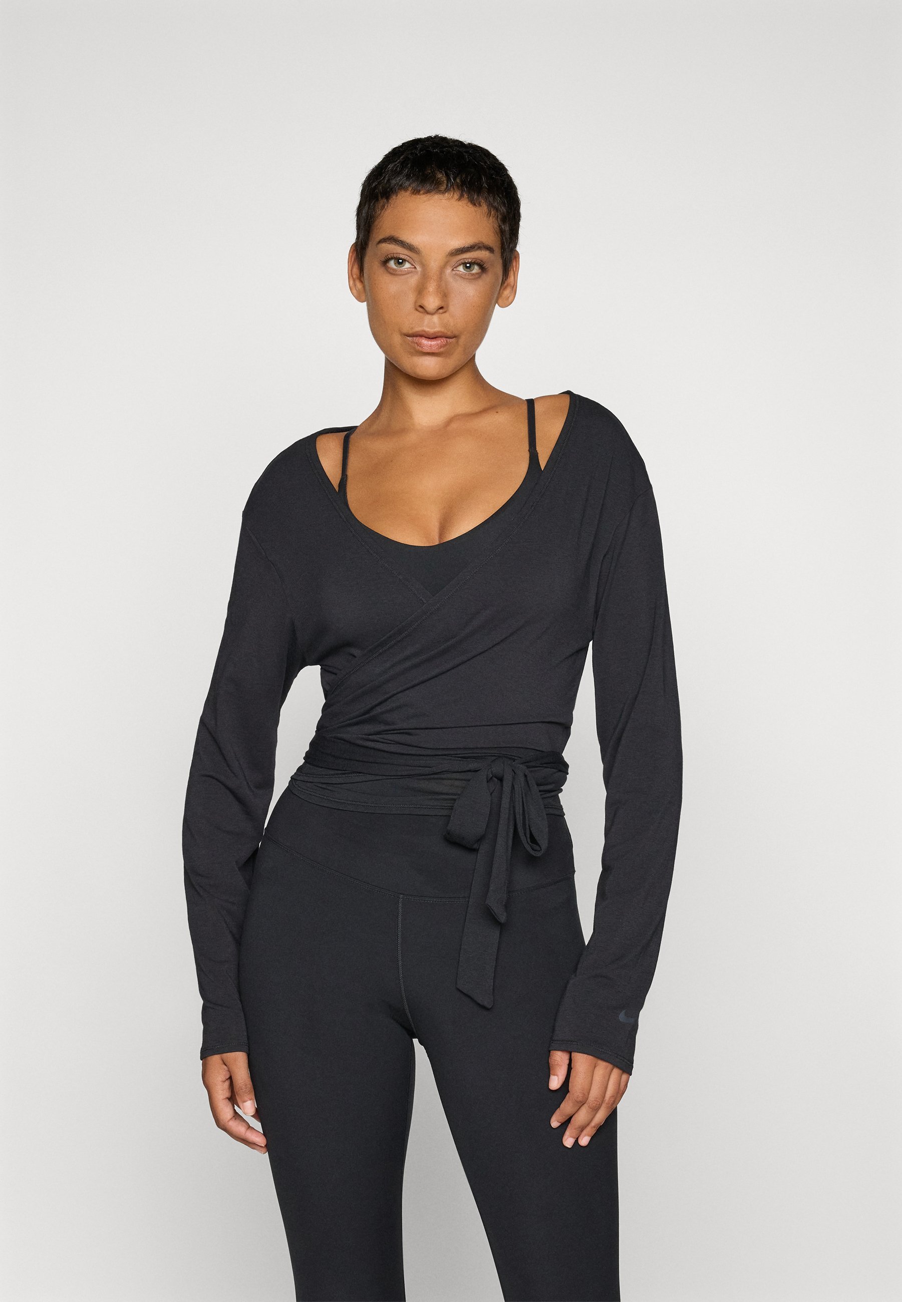Nike Performance ONE RELAXED TOP - Top met lange mouwen - zwart/donker rookgrijs