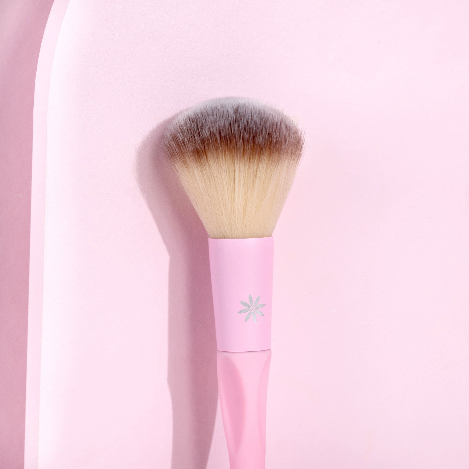 Brushworks Pinceau Blush HD Rose