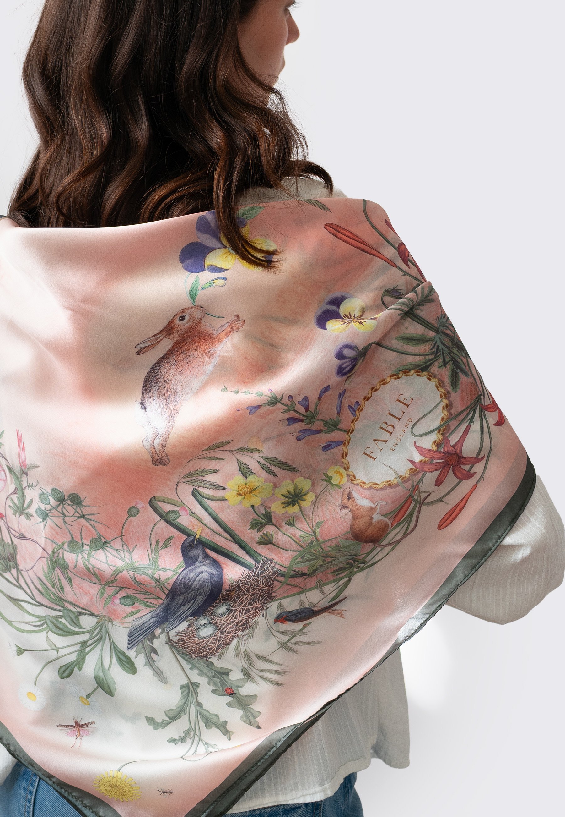 FABLE ENGLAND HIGH TEA AVORY NARRATIVE SQUARE - Foulard - crema verde