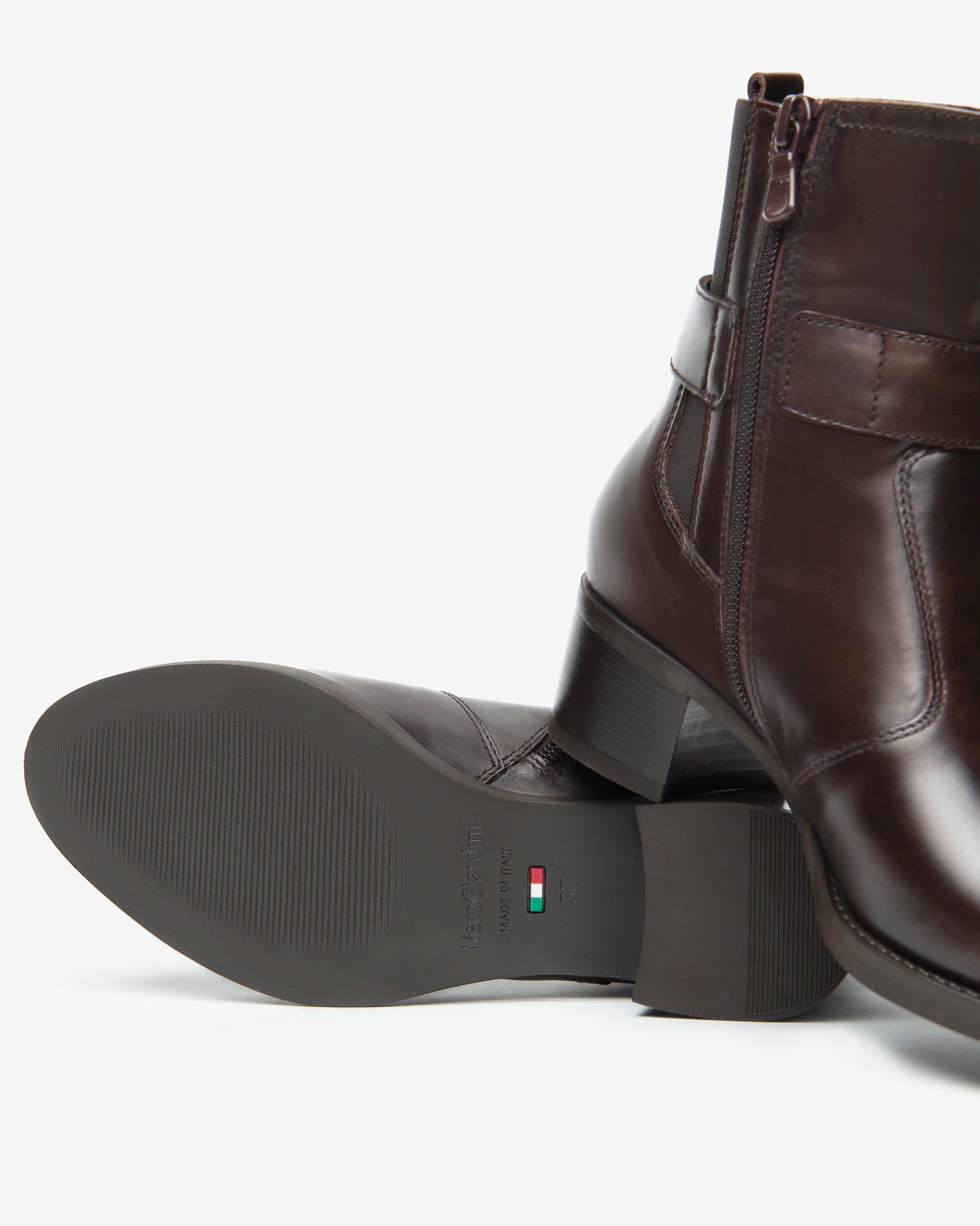  Damen-Ankle-Boots aus Leder und Stoff
