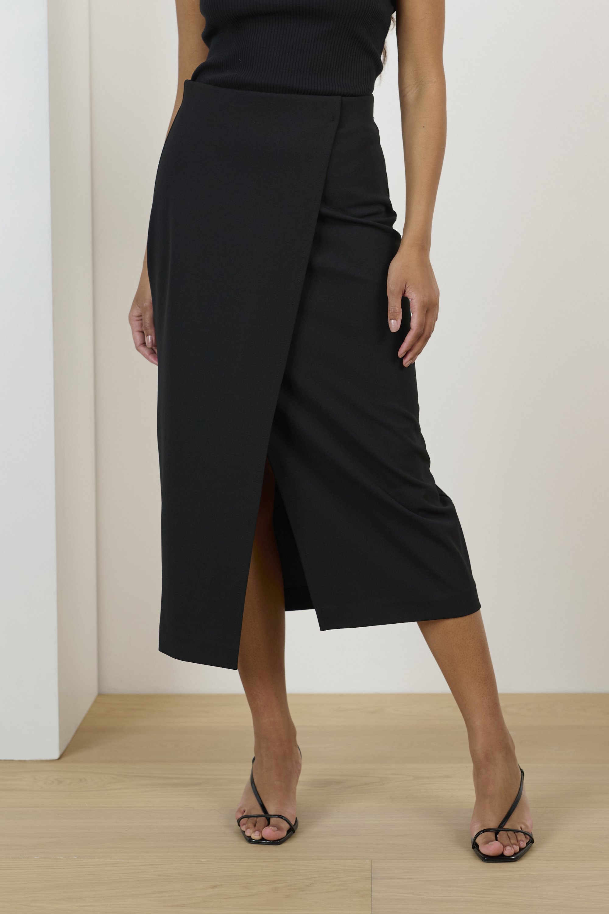 Jupe portefeuille Soaked in Luxury BEA - noire