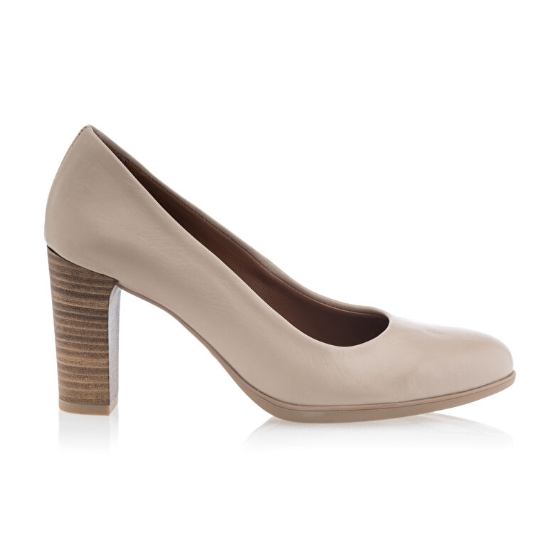 Smėlio spalvos moteriški bateliai