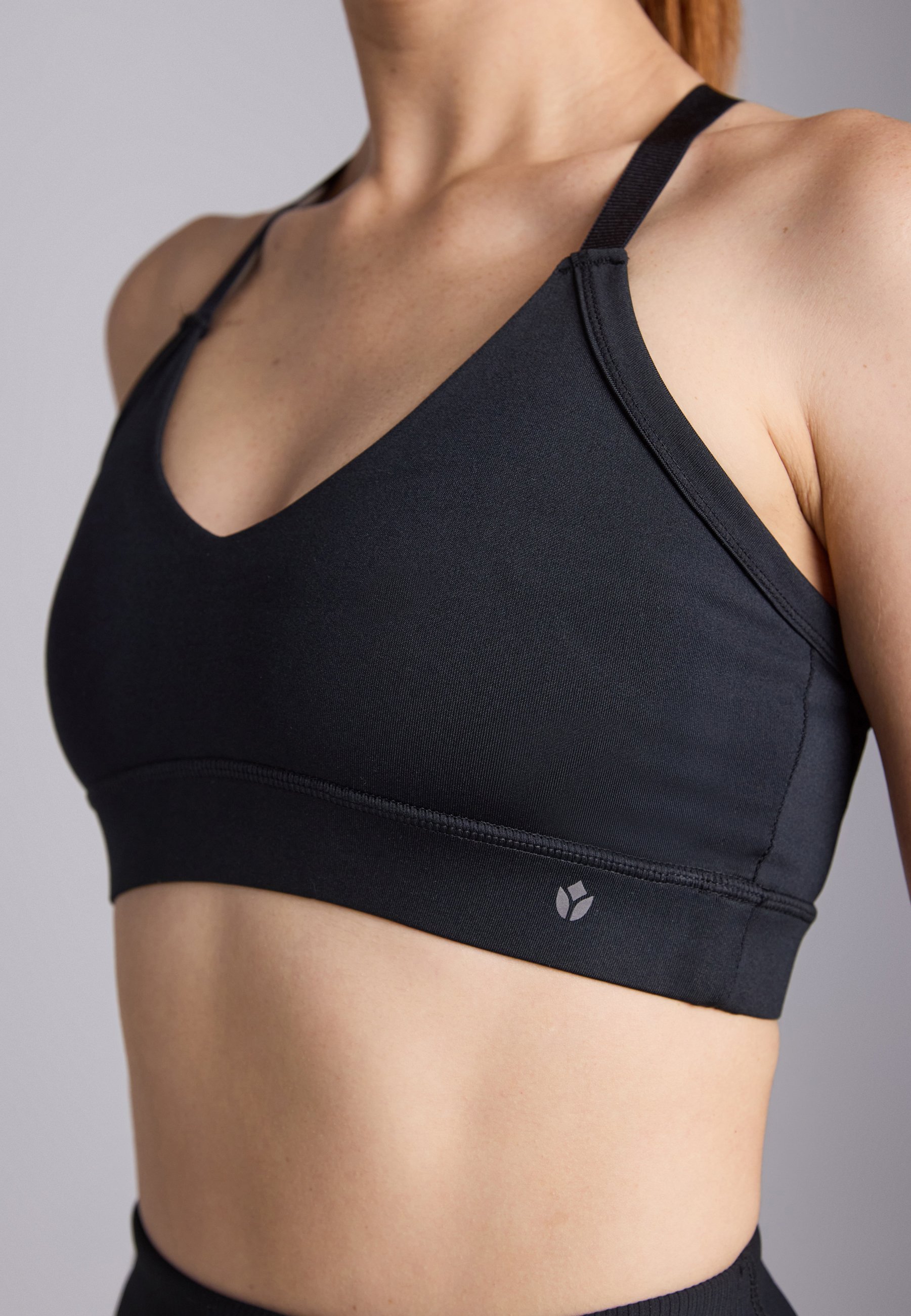 Even&Odd active ESSENTIAL 2-PACK SPORTBH MET MEDIUM ONDERSTEUNING EN VERSTELBARE KRUISBANDEN - Sportbeha met medium ondersteuning - zwart