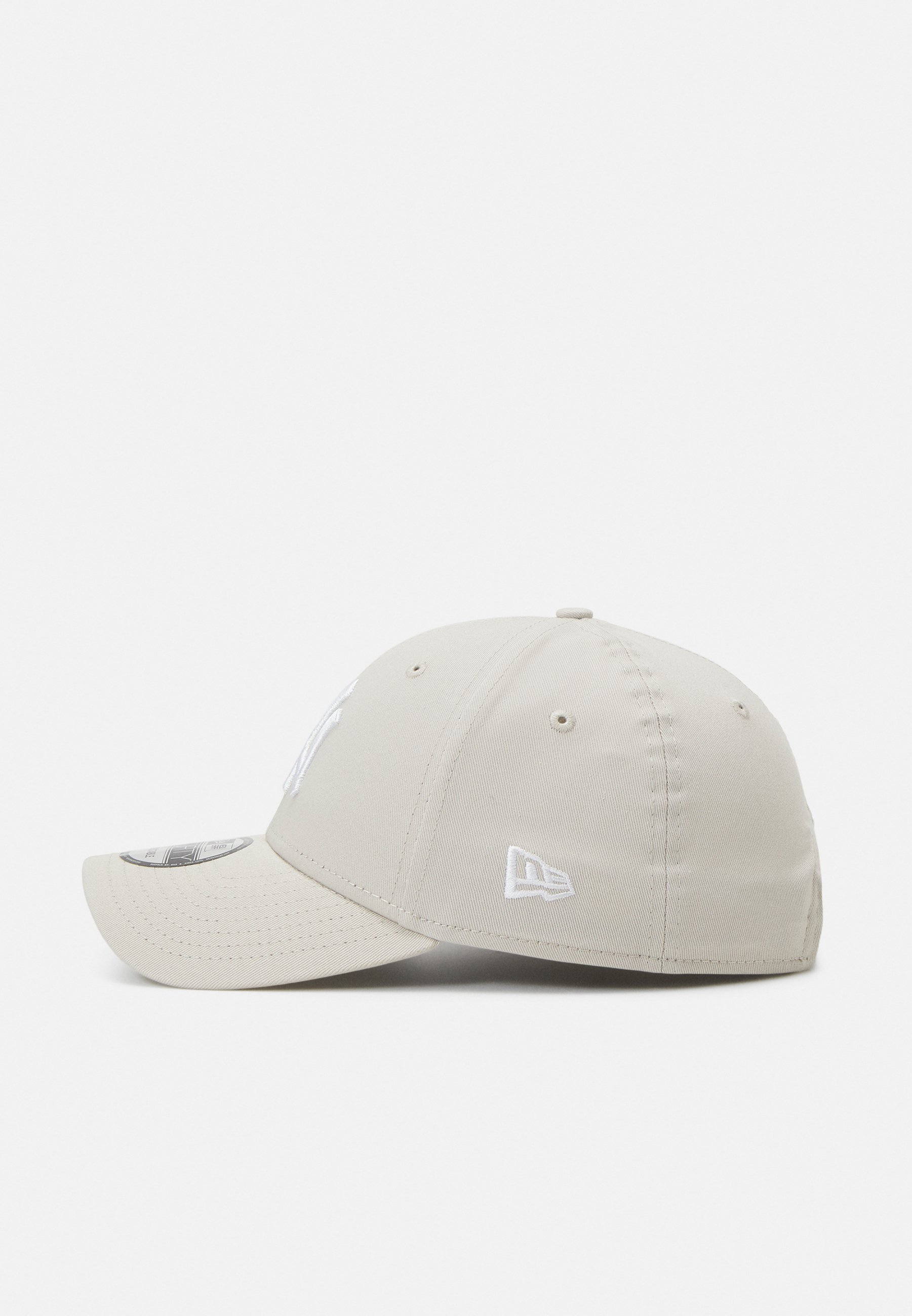 New Era petten