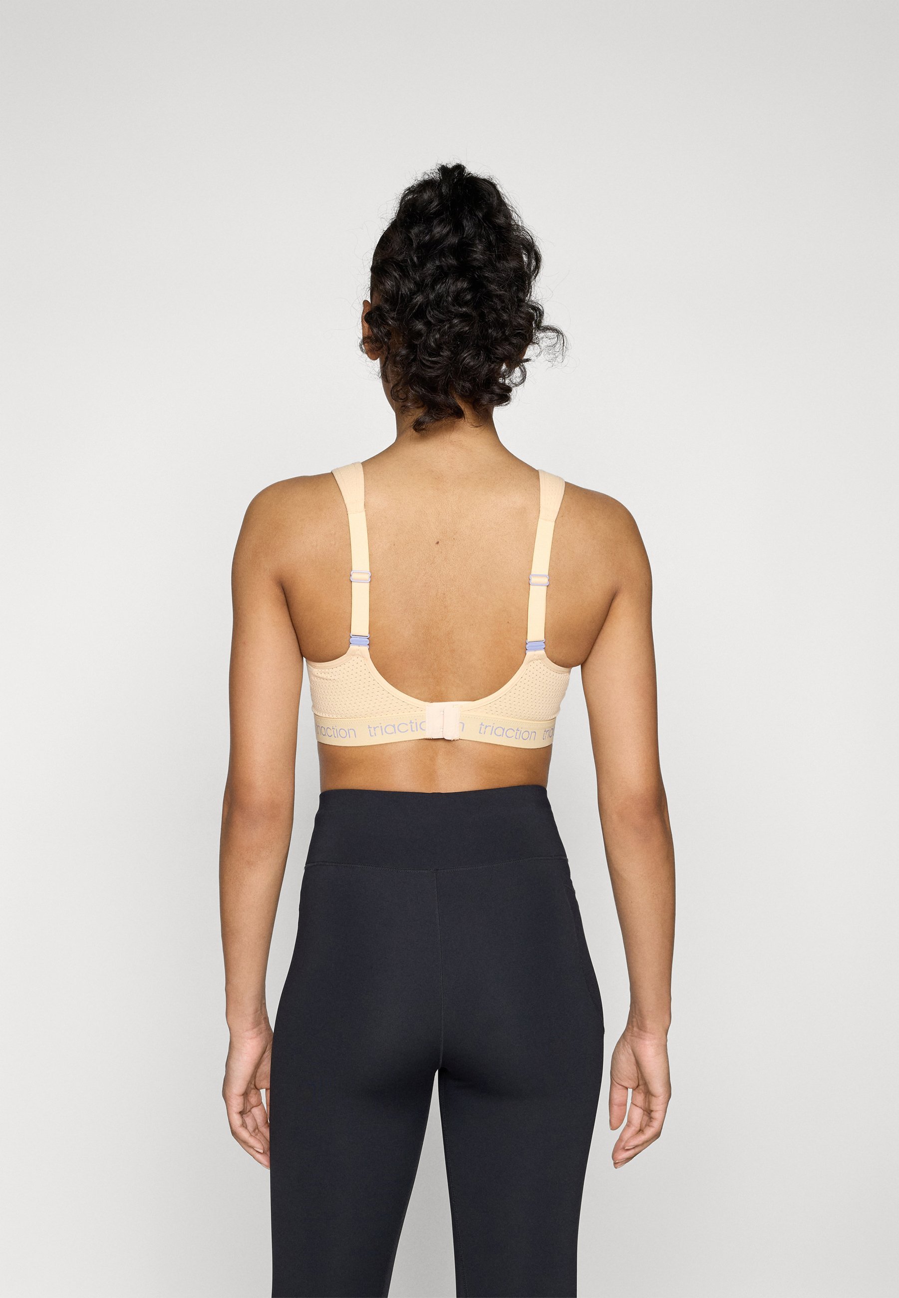 triaction by Triumph ENERGY LITE - Sports-BH med medium støtte - passion orange