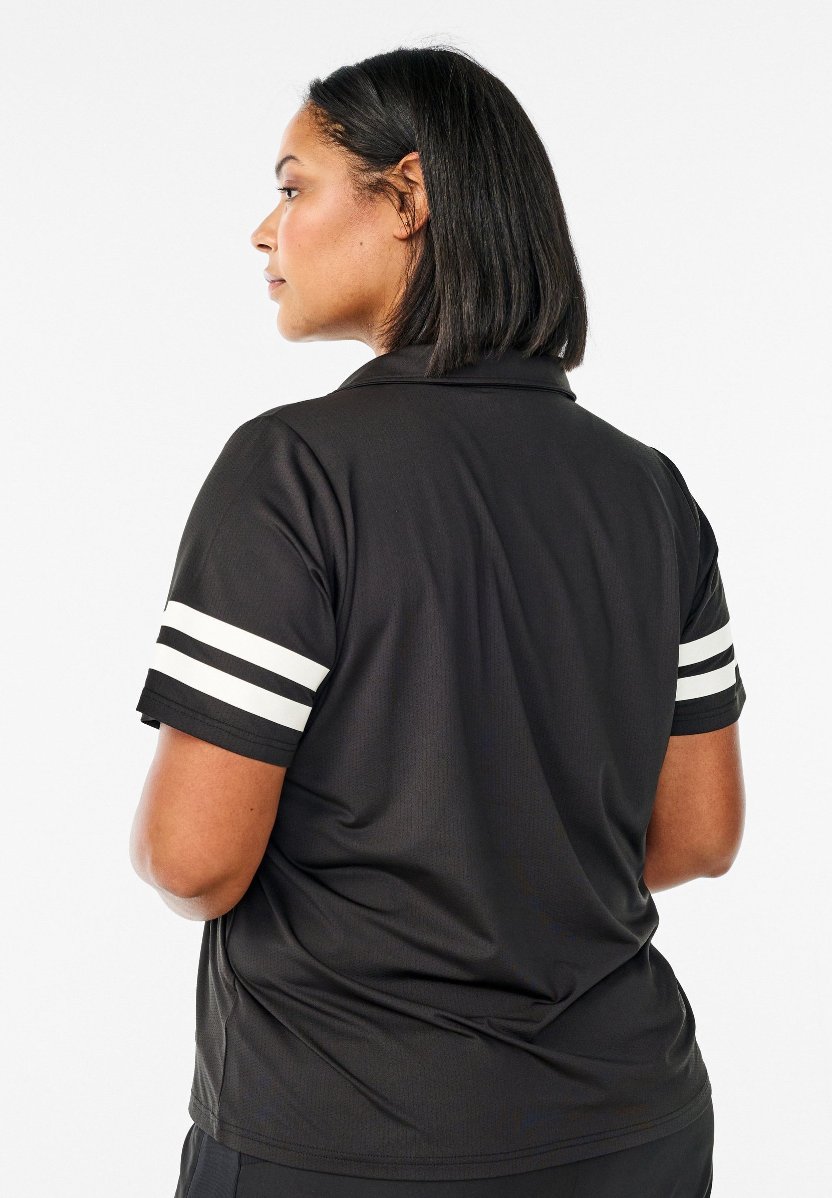 Active by Zizzi - Liliches con dettagli a righe - Polo - nera