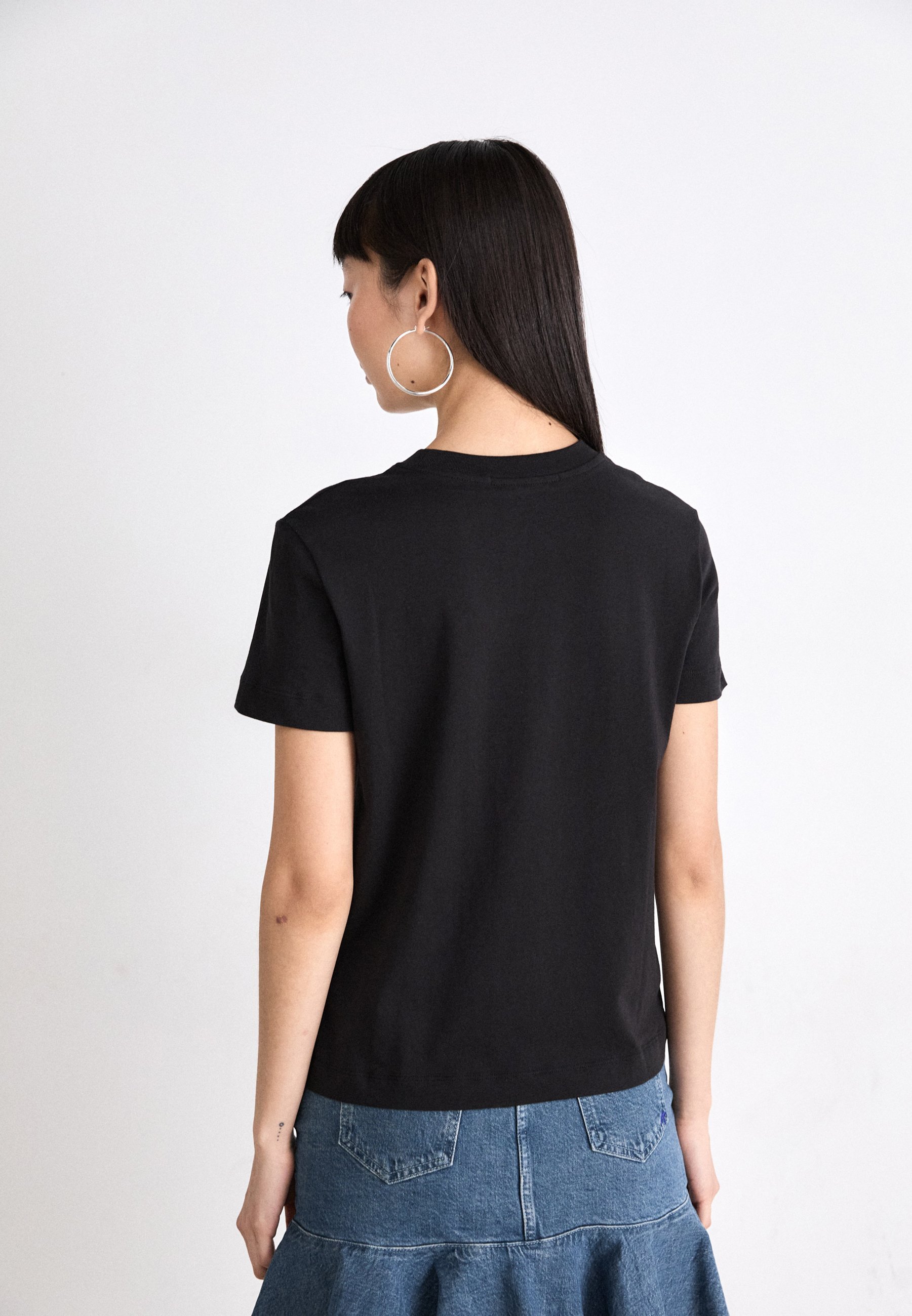 T-shirt imprimé Calvin Klein Jeans CORE MONOGRAM REGULAR - noir