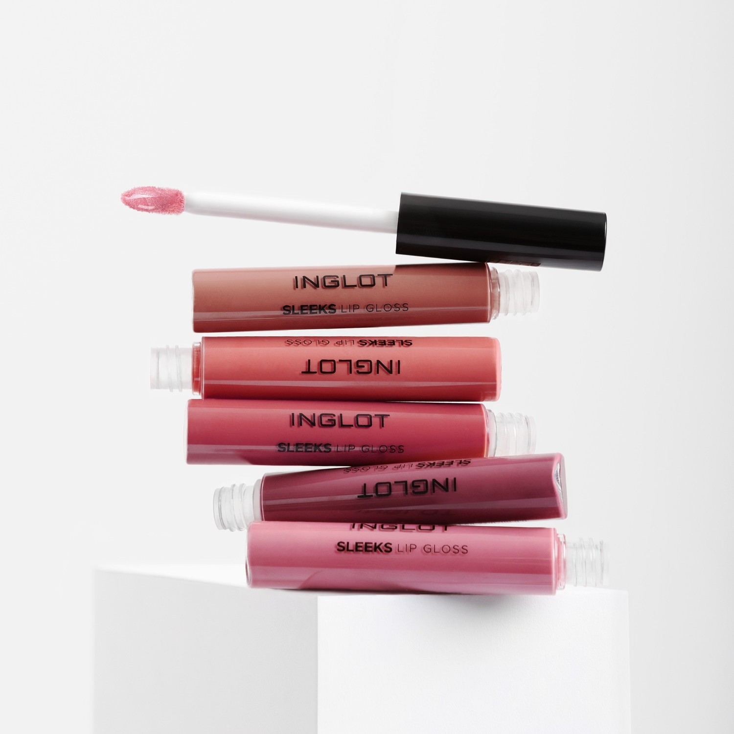 Lesk na pery Inglot, číry - 6,5 ml