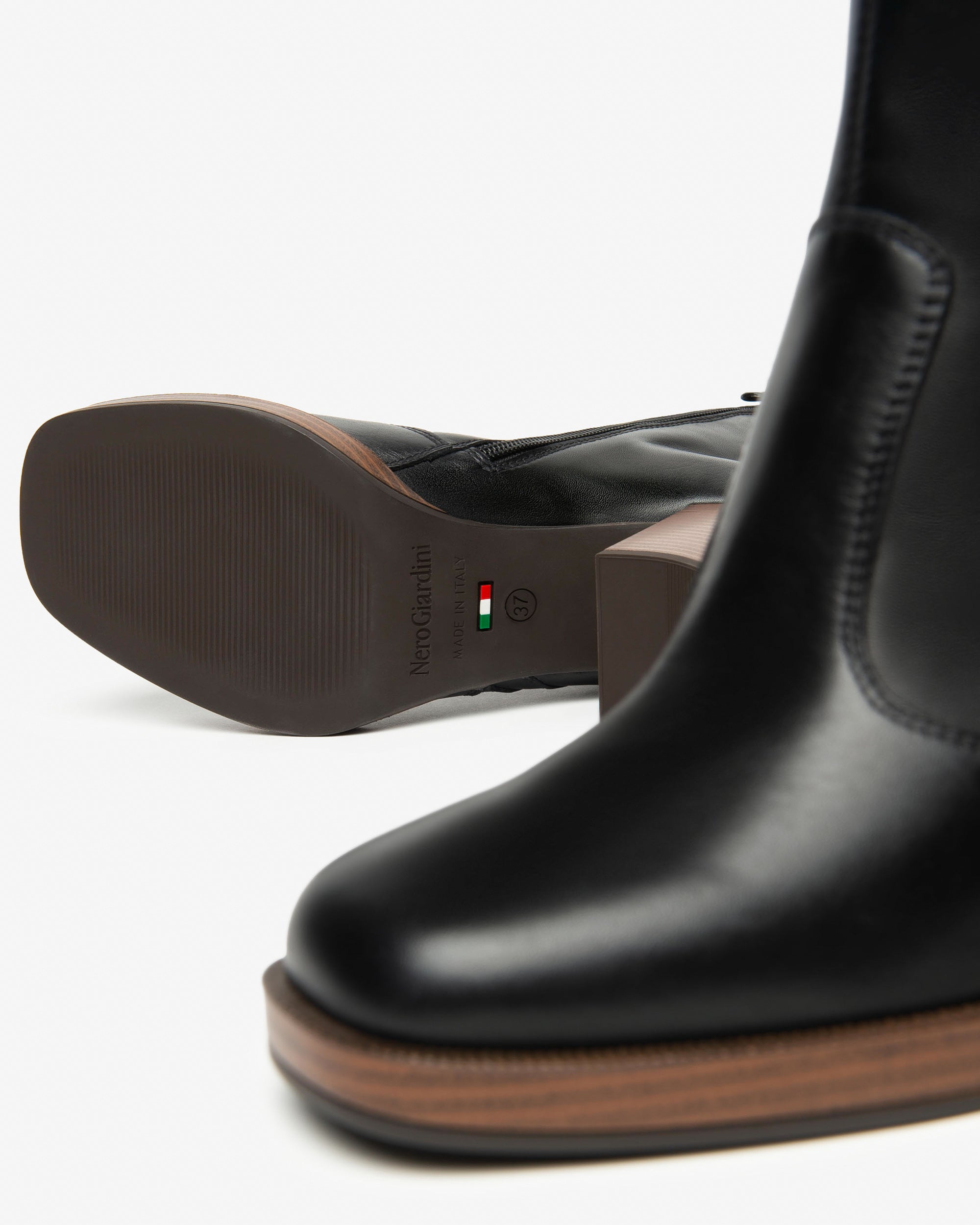  Damen-Ankle-Boots aus Leder
