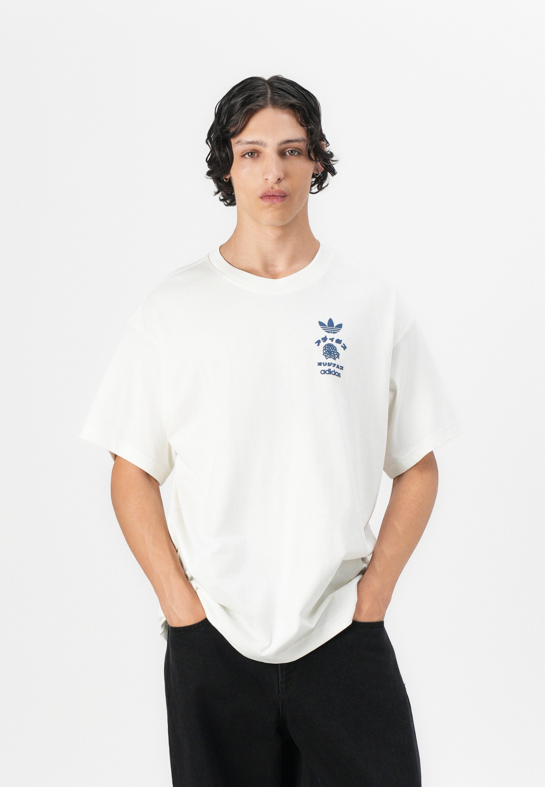 Trička adidas Originals