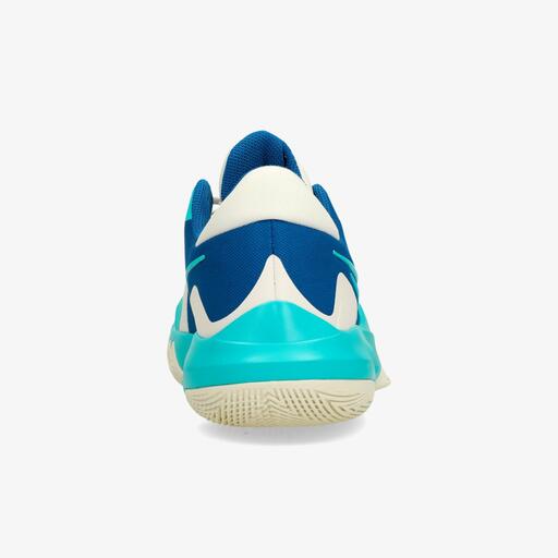  Nike Precision 6