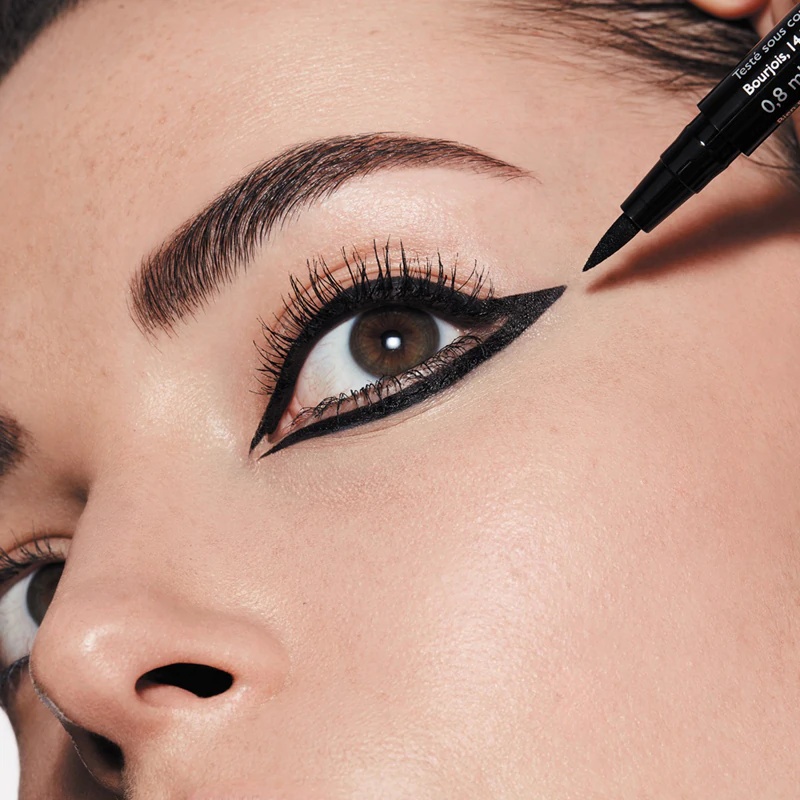 Bourjois Liner Feutre ilgstošas iedarbības 24 stundu acu zīmulis