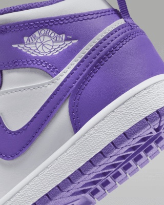 Jordan 1 Mid Younger Kids' Shoes