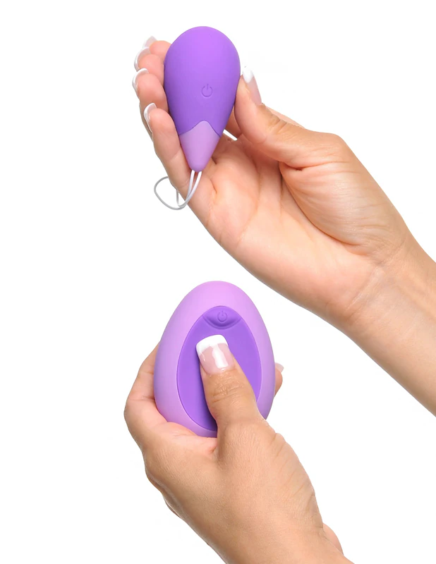 Pipedream Fantasy para ela: um vibrador remoto para excitar os músculos do assoalho pélvico.