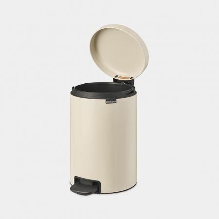 Pattumiera a pedale BRABANTIA NewIcon 12L - Beige chiaro