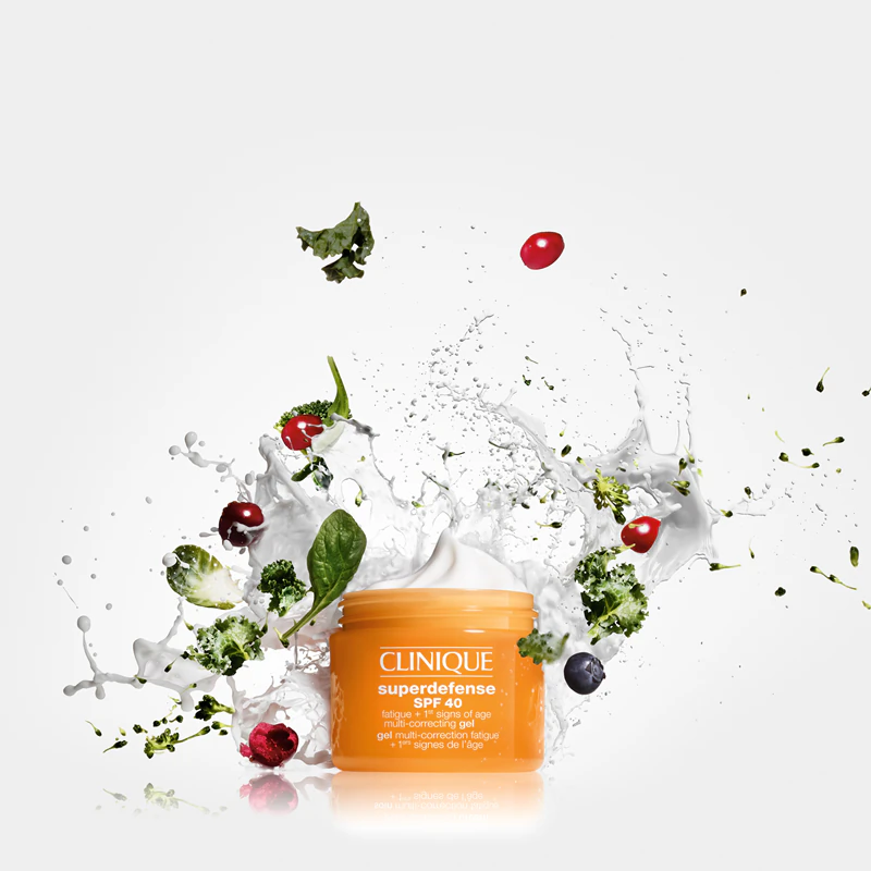 Clinique Superdefense™ SPF 40 Fatigue + 1st Signs of Age Multi Correcting Gel hydratačný krém proti prvým známkam starnutia pleti
