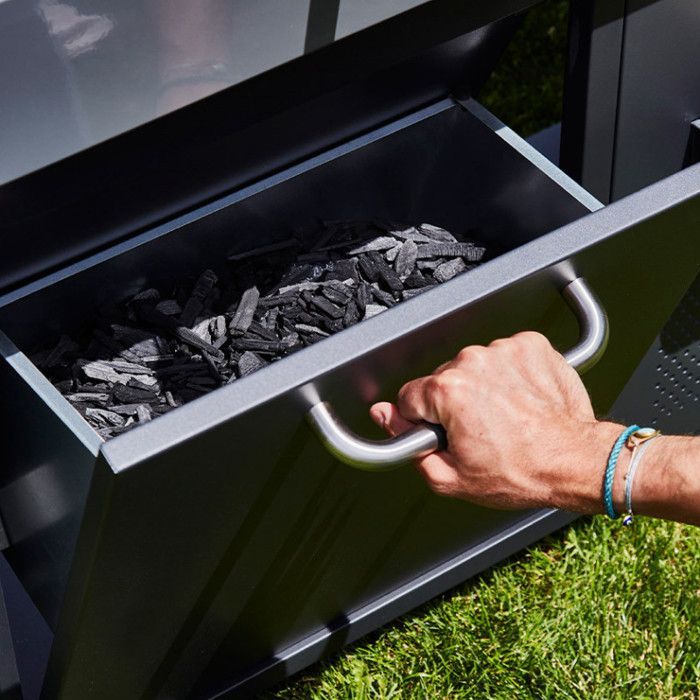 Bi-Energy XL Gas- en Houtskoolbarbecue – BRASERO BY FAVEX – 14 personen – 3 branders 10,8 kW – Gietijzeren bakplaat 60 x 42 cm – Afdekhoes