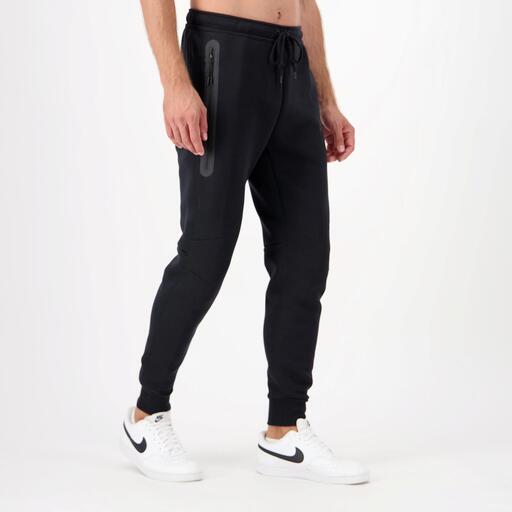  Nike Tech